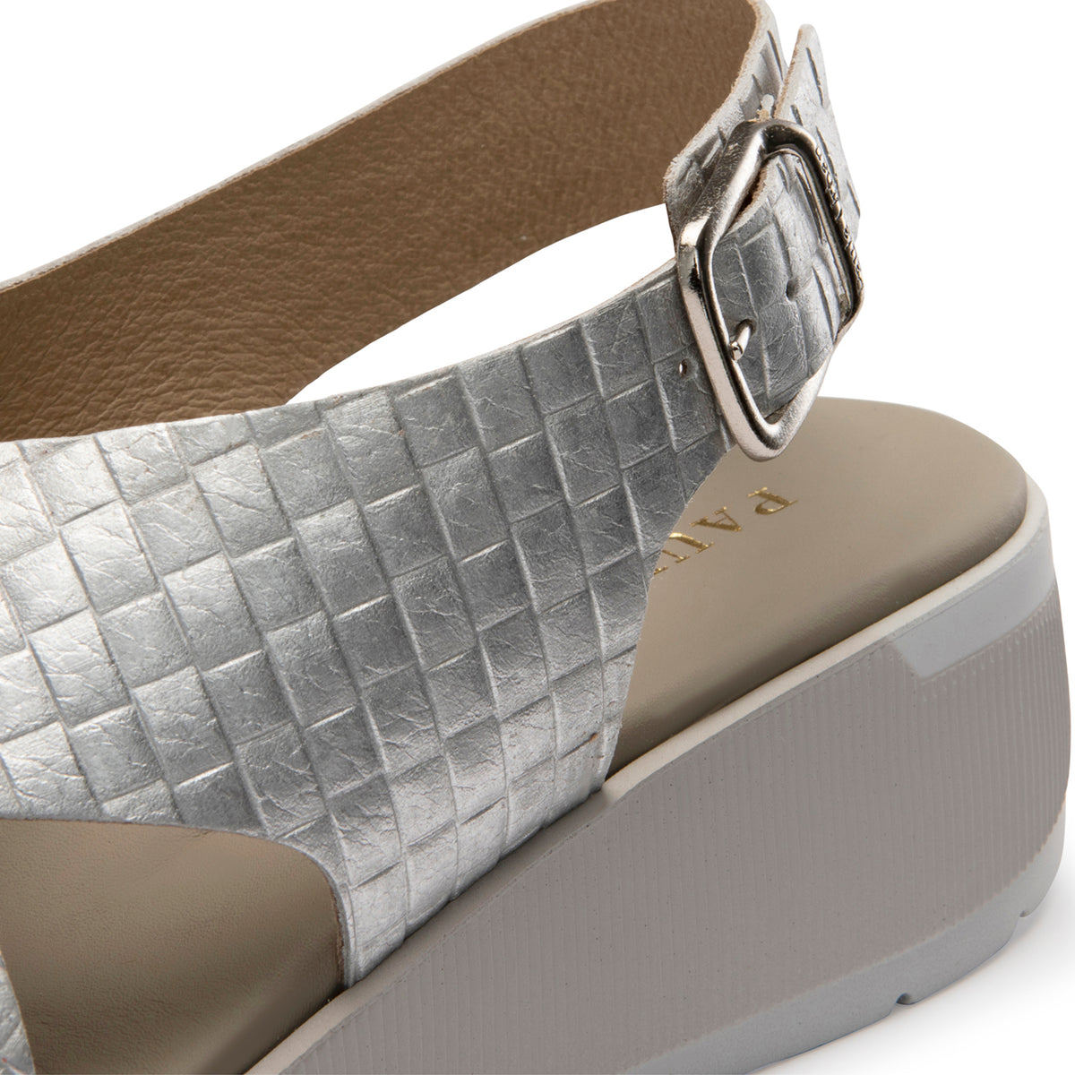 Paula Urban Cross-Over Metallic Sporty