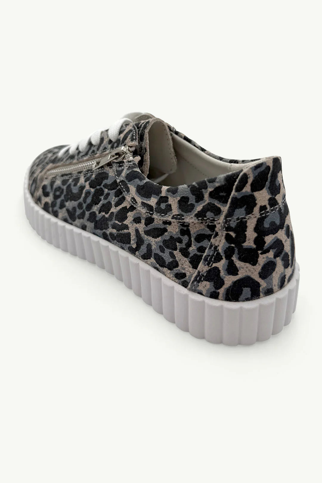 Julz Callie | Grey Leopard