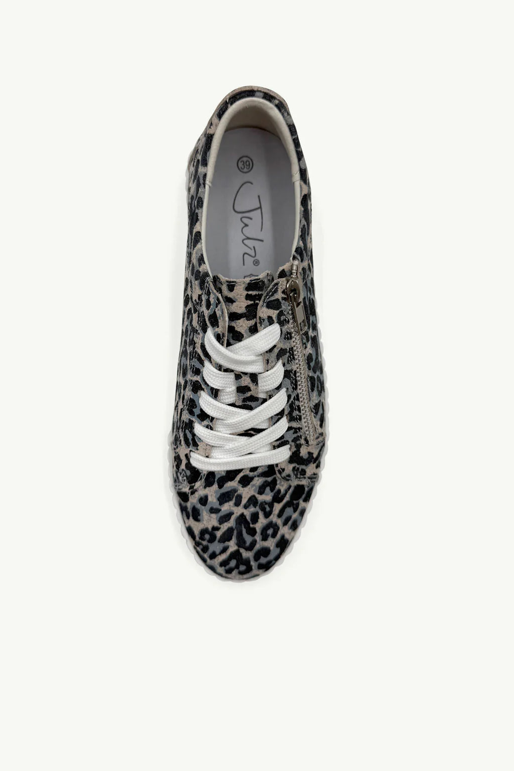 Julz Callie | Grey Leopard