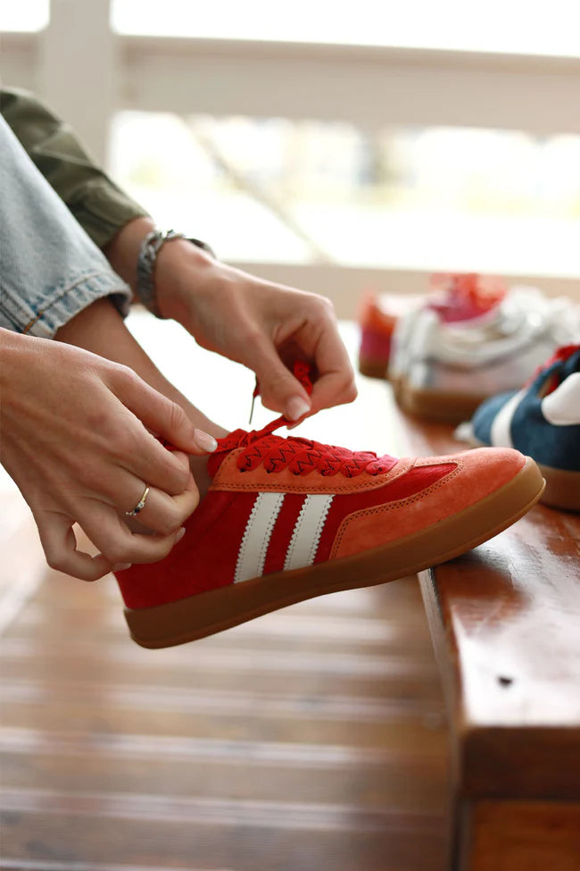 Julz Shiloh | Red Orange+ White