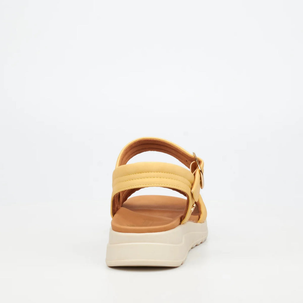Butterfly Feet - Stride Yellow Sandal